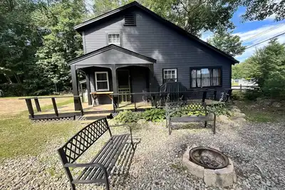 Lakefront Lodge on Squam Lake