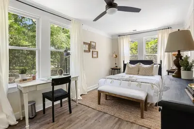 Image de The Cayce Cottage | 3br w/ Private Pool