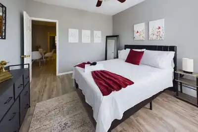 Image de Cozy apt in Bayonne, 2 min walk to rail to  Nyc