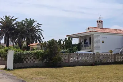 \"¡vacaciones en Vinarós! Casa Géminis, a Pasos del Mar y Vistas Espectaculares\"