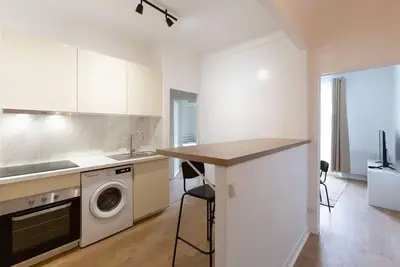 Image de Location appartement 3 pièces - proche Rer et centre ville