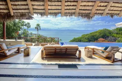 Image de Luxury staffed villa chef included access to beach