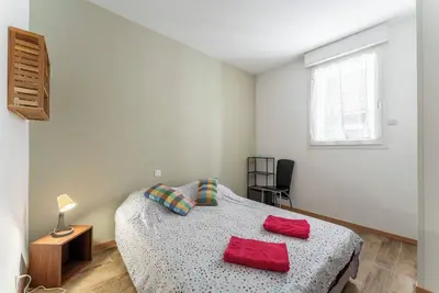 Image de Appartement 'Appartement Orange Centre Ville' avec Wi-Fi et climatisation