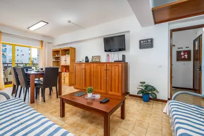 Image de Appartement 'Sweet Home Rp' avec balcon et Wi-Fi