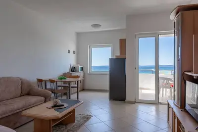 Image de Appartement d'une chambre prés de la plage Vir (A-23426-b)