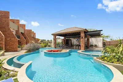 Image de Porta Al Sole 11 by Bocobay | New Luxury Condo