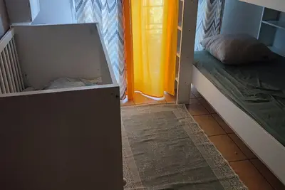 Image de appartement sécurisé proche de toute commodité.