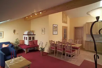 Image de Große Ferienwohnung im Alpenländischen Stil mit Indoorpool und Sauna