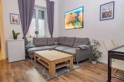 Image de #221 Lux-flat Neuss / D-messe / Netflix&amazon Prime / 8 Personen