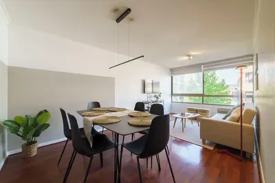 Image de Your Peaceful Spot in Central Providencia