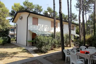 Image de Appartement lumineux à Bibione avec jardin