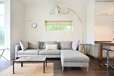 Beauty 2br close Bograshov Dizengoff by HolyGuest
