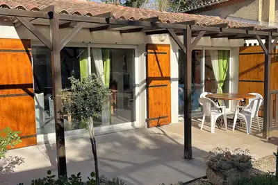 Image de Pays des Sorgues - Maison en Provence calme Piscine 5x12 à 7 mn du Centre-ville.