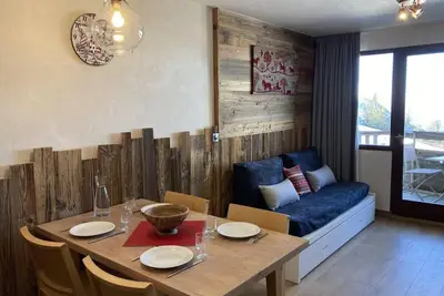 Image de À 20m des pistes de ski, 1er étage, vue montagne, balcon, télévision, casier à ski, 26m², Avoriaz