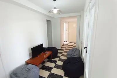 Appartement avec terrasse proche de la mer