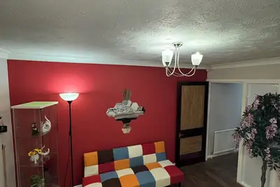 Image de Spacious 2bed flat in East Croydon, perfect for families, groups/ bis travelers.