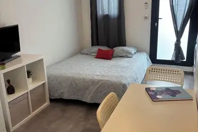 Image de Studio climatisé mitoyen villa