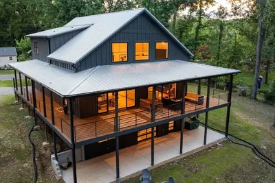 Image de Whispering Waters-Dock, Slip, Game Room, SUPs/Kayak