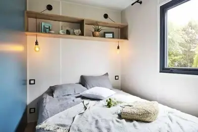 Image de Mobil home Cabane Surfer 2 chambres - 25 m² + terrasse semi couverte 4 personnes