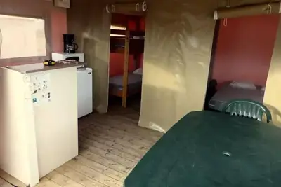 Image de Tente africaine lodge avec sanitaires 4 personnes