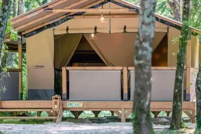 Image de Lodge Kenia 34 m2, 2 Schlafzimmer (4 bis 5 Personen) Wifi (1 Gerät) + Terrasse 5 Personen