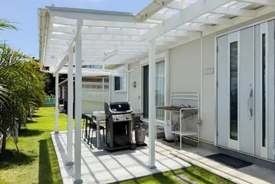 Image de Newly built Allweather barbecue terrace a vill / Shimoda Shizuoka