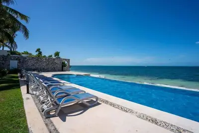Image de Casa Iguana | 4 Br | Beachfront Family Residence