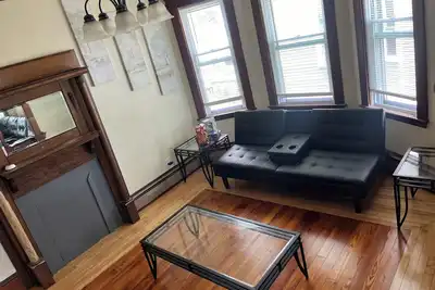 Image de Spacious 3-bedroom apartment in enjoyable New Bedford with Ac, WiFi