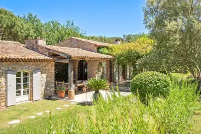 Image de Villa Bergerie Résumé