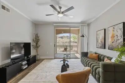 Image de 1148 Spacious 2br Apartment Free Parking, Gym & Pool