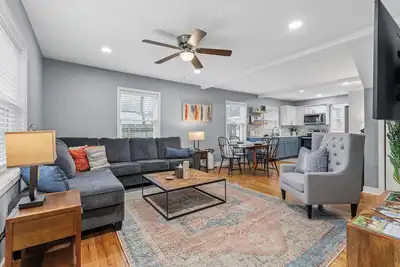 Image de Stay in a newly renovated home in the heart of Dtown Lexington