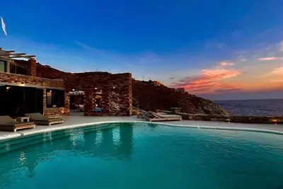Image de Luxurious Villa with a breathtaking view of Aegean Sea & Sunset!