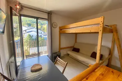 Image de Studio Cabine 21m², 5 pers - Près commerces Les Angles