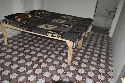 Image de श्री बाँकेबिहारी सेवा धाम Near Atalla Chungi Parikrama Marg Vrindavan.