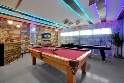 Image de Unwind in Style: Spacious Villa with Game Room and Private Pool at ChampionsGate