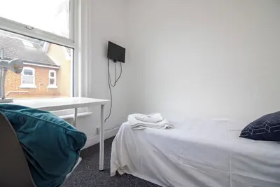Cosy En-suite Room in the City Centre Room 14