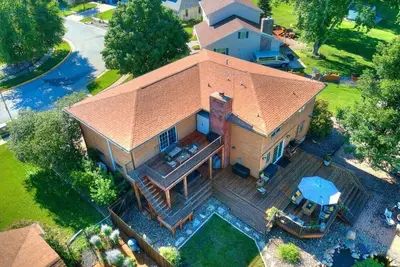 Image de Spacious 5-bedroom house in enchanting Ames with Wi-Fi, Close to the Action! !