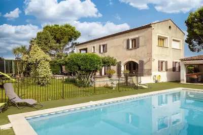 Image de Monte Leon, une magnifique maison de vacances pour 8 personnes en Provence avec piscine privée