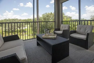 Image de Breathtaking 2nd floor 3bed/2bath corner unit Condo in Lakewood National - Hosey