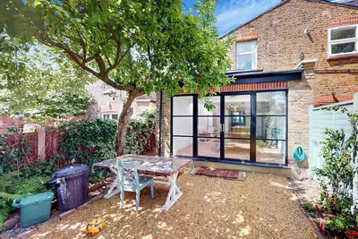 Image de 3Bed, 2. 5Bath House w/ Garden near Hanwell Station