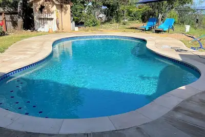 Image de Charming 3 bedroom house with WiFi, Ac in Lucerne Ca