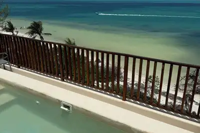 Image de Seaside 2br Penthouse with Pool & Ocean Views - C301