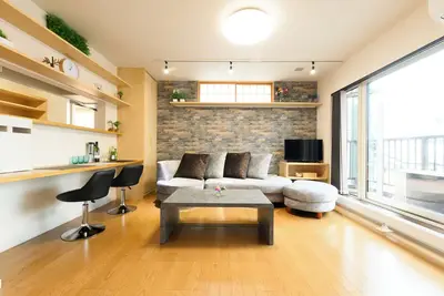 Image de Hotel in the center of Sapporo, completely private house/free parking/ 3 min. walk from Subway 24jo Station