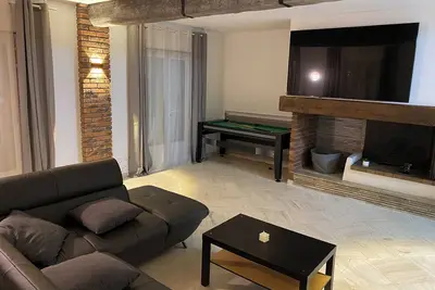 Image de Villa de 5 chambres à 30 minutes de Paris avec Piscine couverte et Chauffée