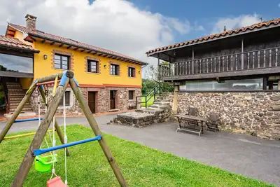 Image de Ferme 'Pedregal' avec terrasse partagée, jardin privé et Wi-Fi
