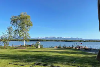 Image de Modern Lake Lucille Lakefront, Whole 5 bedroom house, Private dock & games\n