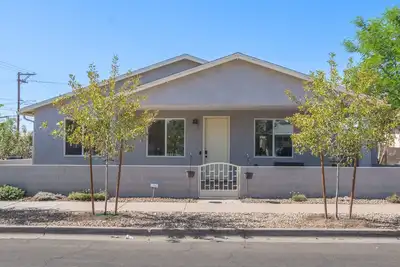 4-bedroom house in downtown Phoenix