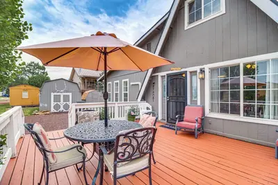 Image de Mountain-View Cabin in Pinetop w/ Fire Pit & Yard