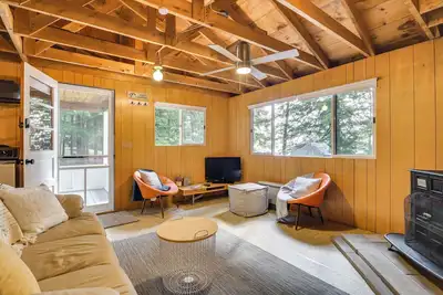 Image de Private Dock on Messalonskee Lake: Cozy Cottage!