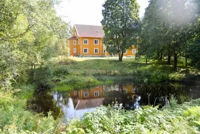Image de Beautiful home in Torup with 13 Bedrooms